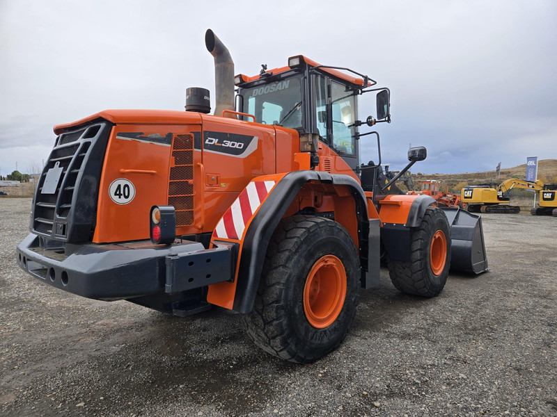 Doosan DL300-5 - Riteņu iekrāvējs: foto 4 Doosan DL300-5 - Riteņu iekrāvējs: foto 4