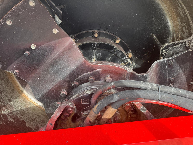 Dynapac CA250D - Veltnis: foto 4 Dynapac CA250D - Veltnis: foto 4