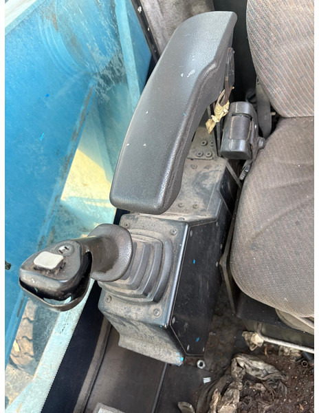 Riteņu ekskavators Fuchs MHL340: foto 18