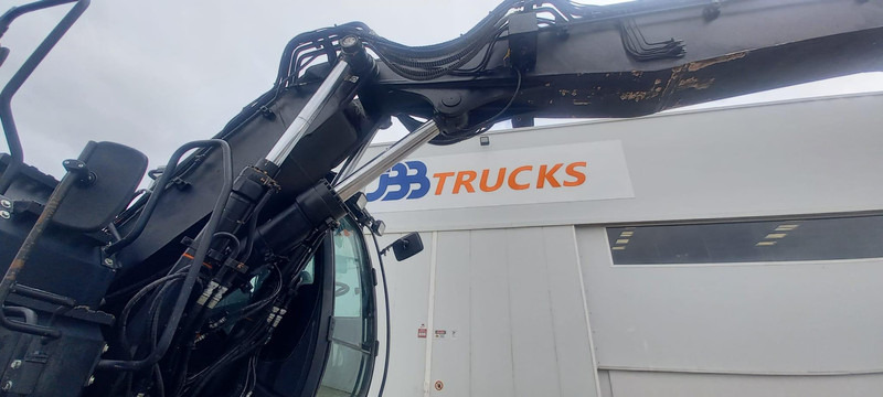 Riteņu ekskavators Hitachi ZX170W-6: foto 12