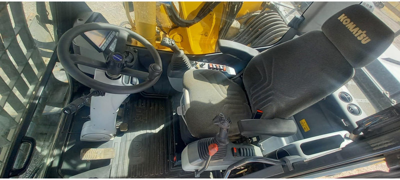 Riteņu ekskavators Komatsu PW180-10: foto 15