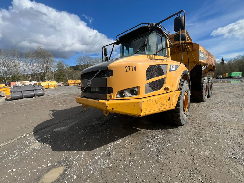 Volvo A30F - Artikulētias pašizgāzējs: foto 1 Volvo A30F - Artikulētias pašizgāzējs: foto 1