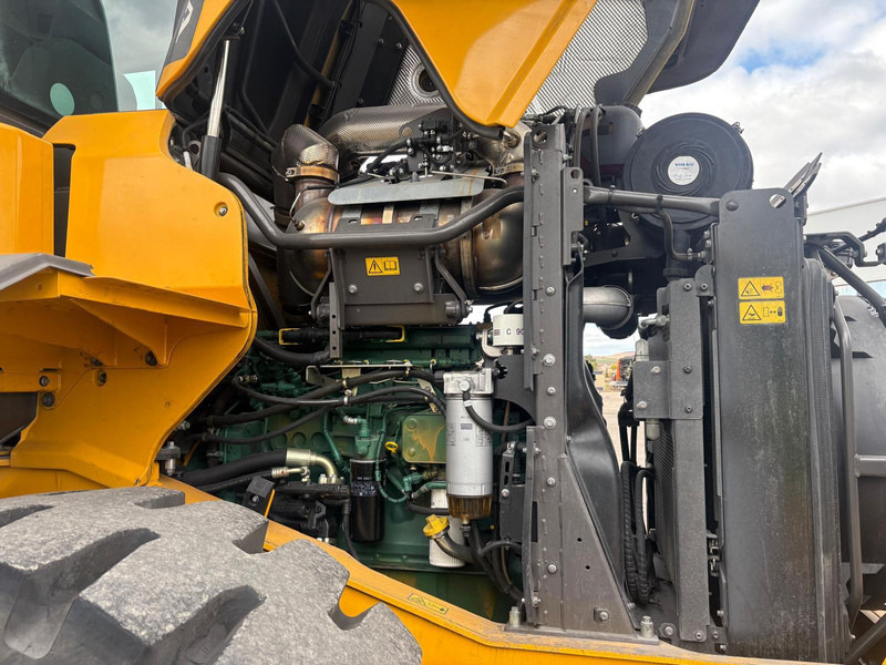 Riteņu iekrāvējs Volvo L70H: foto 8