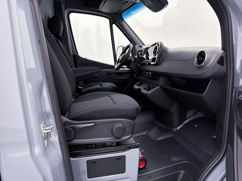 Furgons ar slēgtā virsbūve Mercedes-Benz Sprinter 317 Bakwagen D'Hollandia Laadklep 1000KG 10.25 MBUX Led Koplampen 9G Automaat: foto 15