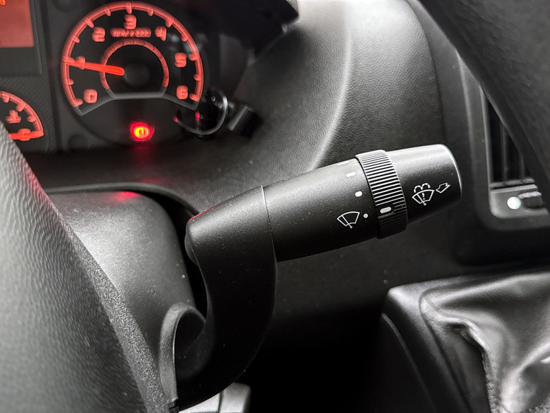 Furgons ar slēgtā virsbūve Opel Movano 2.2D 140pk Bakwagen met Laadklep Cruise Control Meubelbak Airco: foto 10