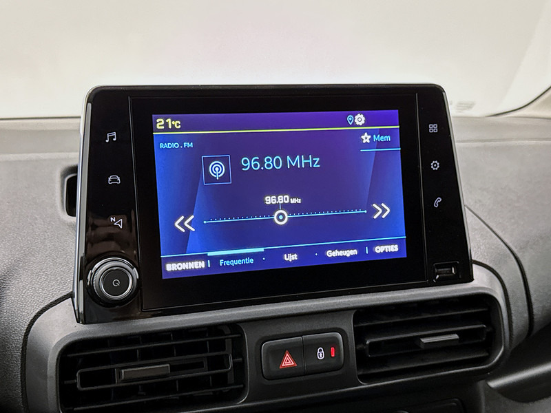 Mazs furgons, Elektriskais furgons Peugeot e-Partner 136 L1 50 kWh Achteruitrijcamera Cruise Control: foto 8