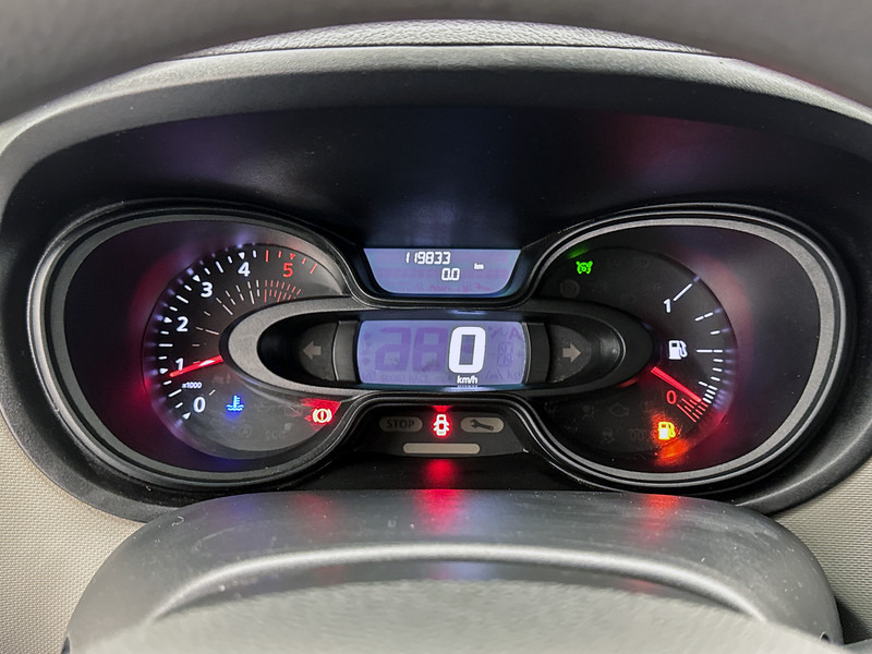 Renault Trafic 1.6 dCi T29 L2H1 Comfort Energy Navigatie Imperiaal Trekhaak Cruise control - Mazs furgons: foto 5 Renault Trafic 1.6 dCi T29 L2H1 Comfort Energy Navigatie Imperiaal Trekhaak Cruise control - Mazs furgons: foto 5