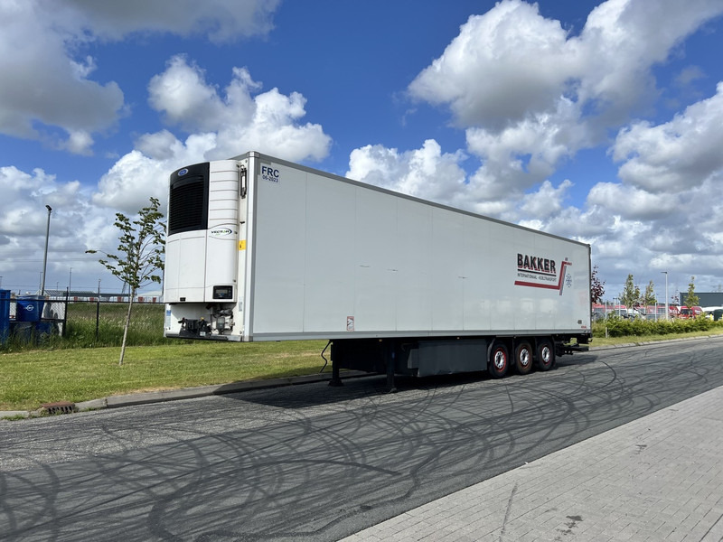 Kögel 3 - assige koeloplegger Carrier vector 1550 - Puspiekabe refrižerators: foto 1 Kögel 3 - assige koeloplegger Carrier vector 1550 - Puspiekabe refrižerators: foto 1