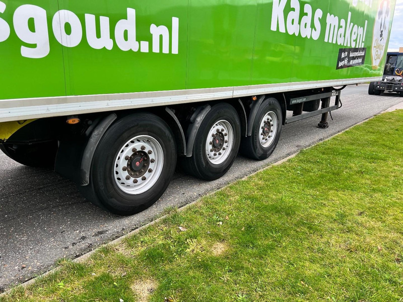 Kögel 3 - assige koeloplegger Lift axle / Carrier Vector 1950 - Puspiekabe refrižerators: foto 5 Kögel 3 - assige koeloplegger Lift axle / Carrier Vector 1950 - Puspiekabe refrižerators: foto 5