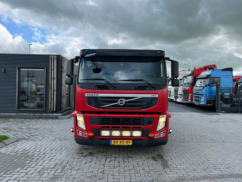 Volvo FM 500 8x4 trekker EEV / Euro 5 / 150.000kg !- Retarder - Vilcējs: foto 2 Volvo FM 500 8x4 trekker EEV / Euro 5 / 150.000kg !- Retarder - Vilcējs: foto 2