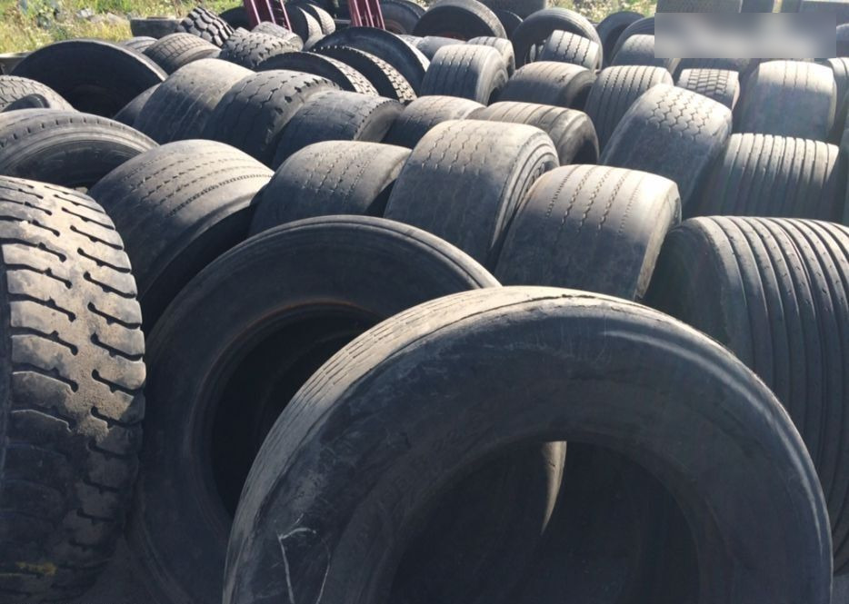 Cap tractor/ semiremorca second hand - Riepa - Kravas automašīna: foto 1 Cap tractor/ semiremorca second hand - Riepa - Kravas automašīna: foto 1