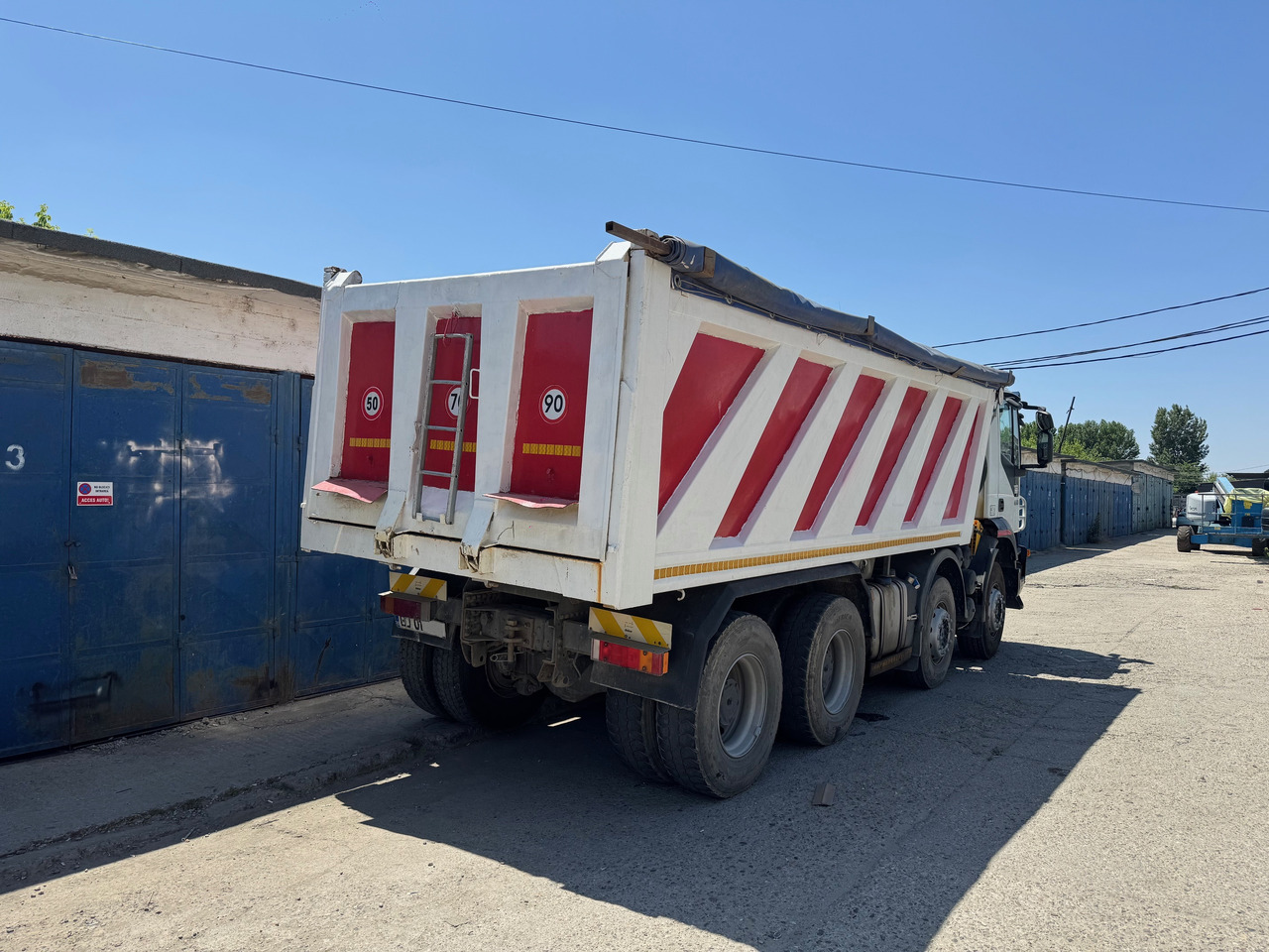 IVECO EuroTrakker 410 2009 Euro 4 Cursor 13 Klima : Sasiu GROS , Multi - Kravas automašīna: foto 2 IVECO EuroTrakker 410 2009 Euro 4 Cursor 13 Klima : Sasiu GROS , Multi - Kravas automašīna: foto 2