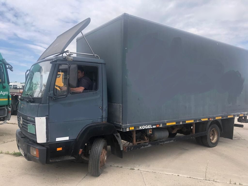 Mercedes-Benz 814 - Izometriskais kravas automašīna: foto 3 Mercedes-Benz 814 - Izometriskais kravas automašīna: foto 3