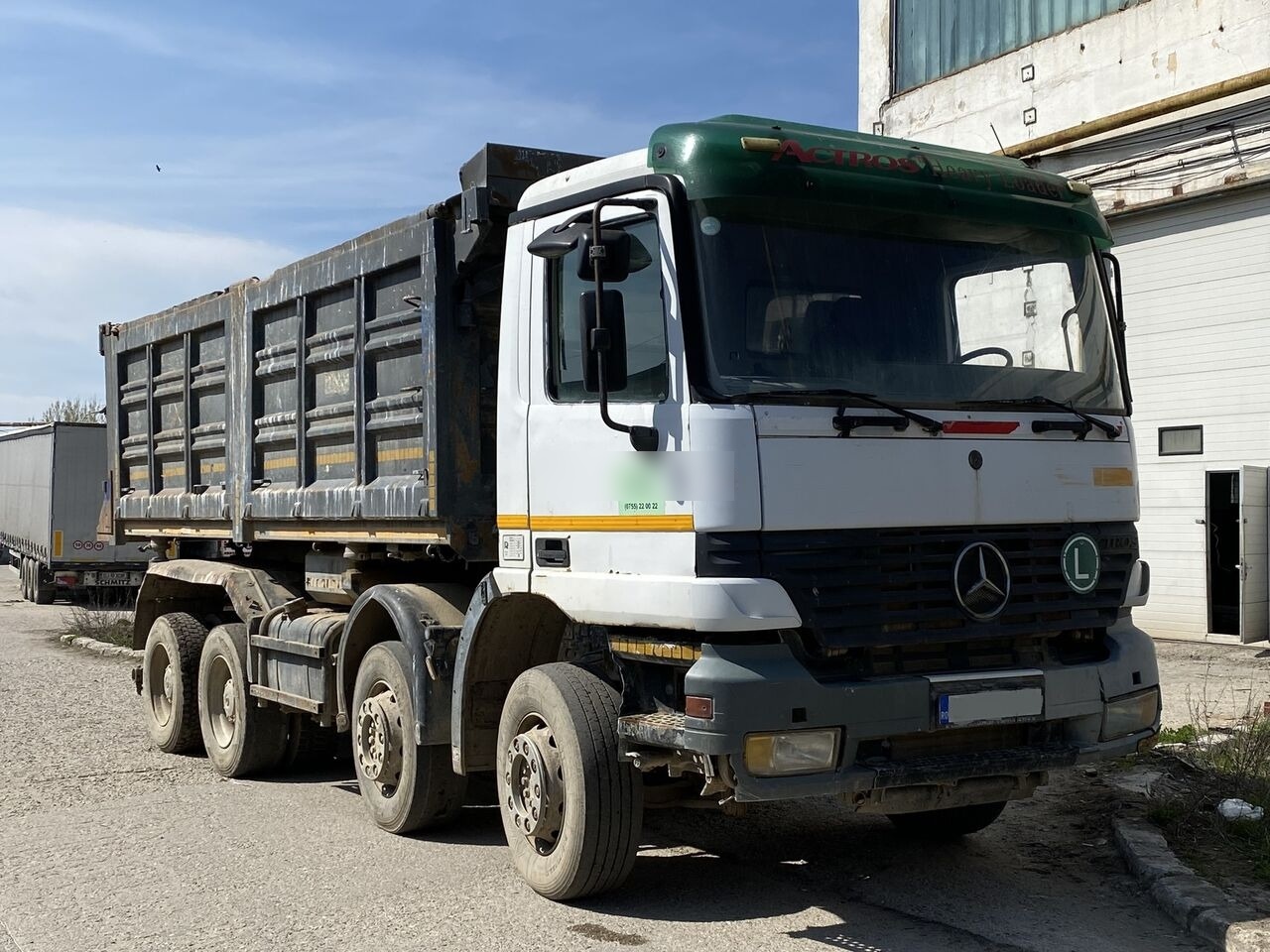 Mercedes-Benz ACTROS MP1 - Kravas automašīna pašizgāzējs: foto 2 Mercedes-Benz ACTROS MP1 - Kravas automašīna pašizgāzējs: foto 2