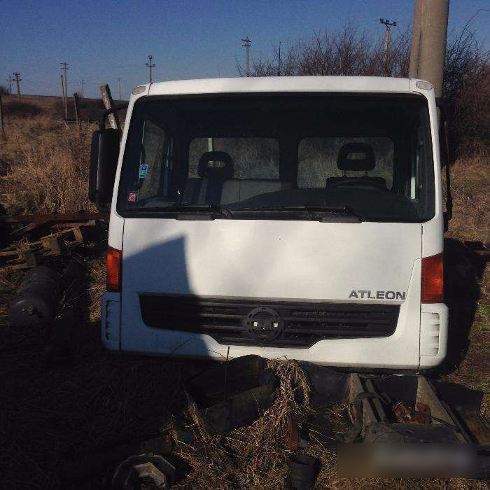 Nissan ATLEON - Kabīne - Kravas automašīna: foto 4 Nissan ATLEON - Kabīne - Kravas automašīna: foto 4