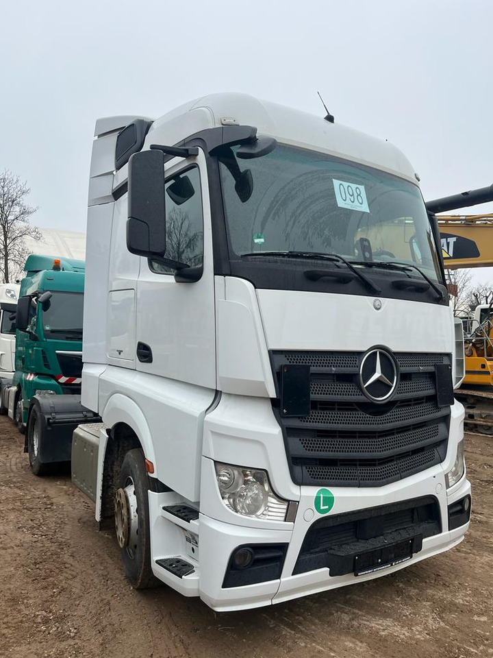 MERCEDES-BENZ ACTROS 1843 4x2 MP4 STANDARD / 650 km / 27% consumption / TOPPP - Vilcējs: foto 3 MERCEDES-BENZ ACTROS 1843 4x2 MP4 STANDARD / 650 km / 27% consumption / TOPPP - Vilcējs: foto 3