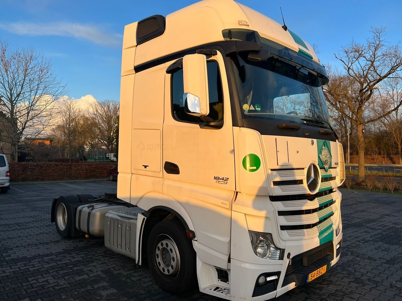 Mercedes-Benz Actros 1842 MP4 - Vilcējs: foto 1 Mercedes-Benz Actros 1842 MP4 - Vilcējs: foto 1