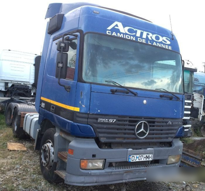 Mercedes-Benz Actros MP1 , MP2, MP3 PARC - Vilcējs: foto 1 Mercedes-Benz Actros MP1 , MP2, MP3 PARC - Vilcējs: foto 1