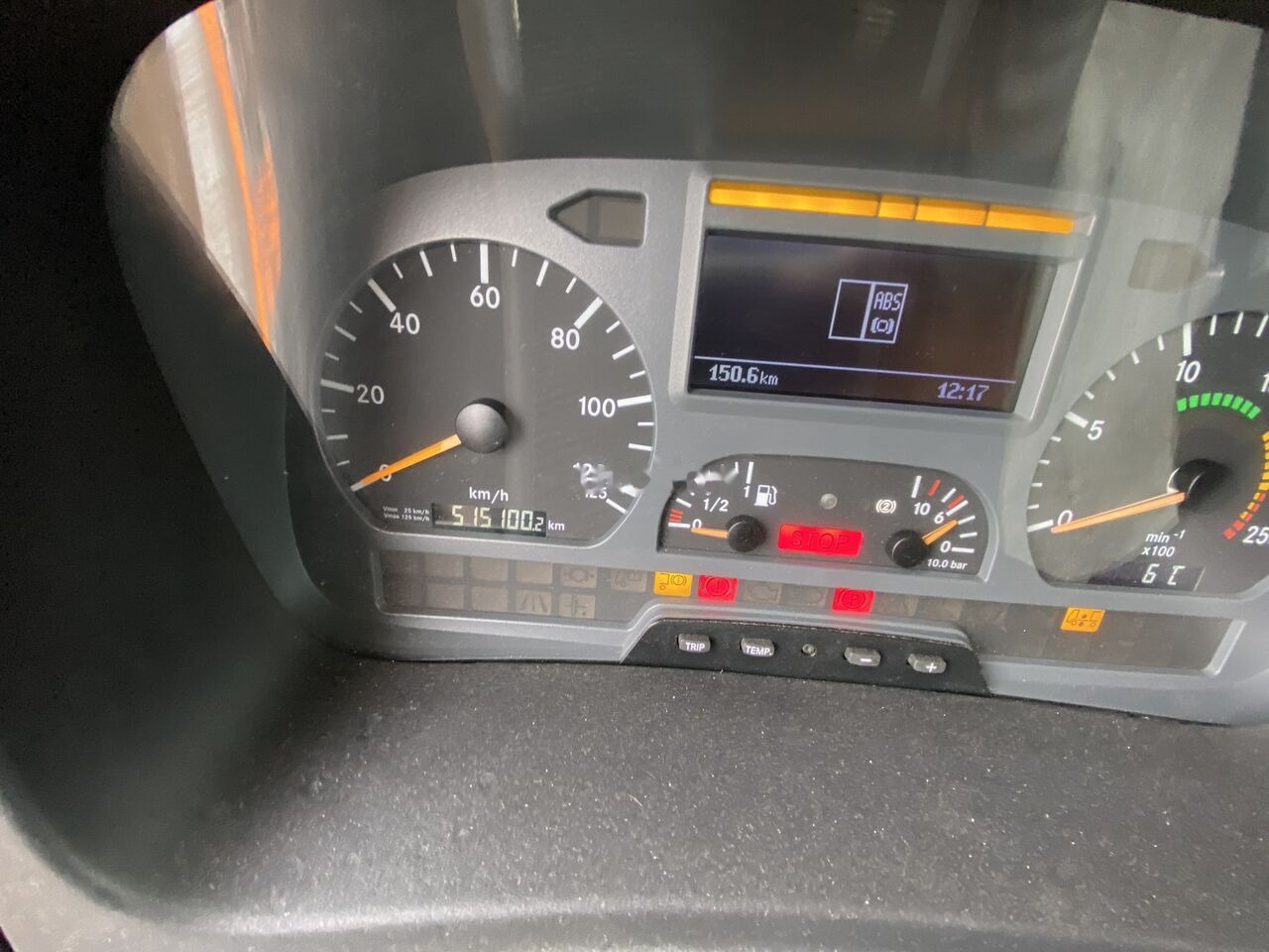 Vilcējs Mercedes-Benz Axor MP2 1843: foto 14