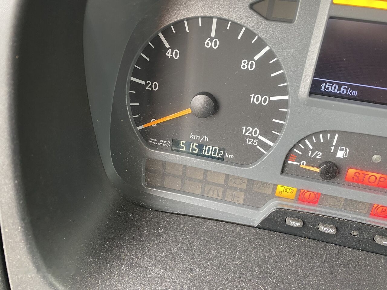 Vilcējs Mercedes-Benz Axor MP2 1843: foto 15
