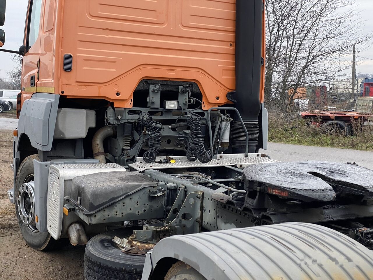 Vilcējs Mercedes-Benz Axor MP2 1843: foto 6