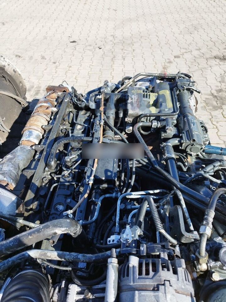 MAN D2066 LUH12 MAN BUS: Neoplan, Lions City, Lionґs Regio, Lions Coach - Dzinējs - Autobuss: foto 1 MAN D2066 LUH12 MAN BUS: Neoplan, Lions City, Lionґs Regio, Lions Coach - Dzinējs - Autobuss: foto 1