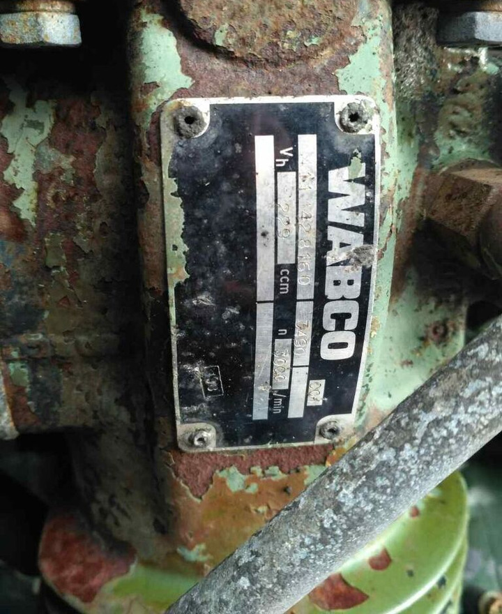 Mercedes-Benz OM366A 170 E2 Mercedes-Benz 814 - Dzinējs - Kravas automašīna: foto 5 Mercedes-Benz OM366A 170 E2 Mercedes-Benz 814 - Dzinējs - Kravas automašīna: foto 5