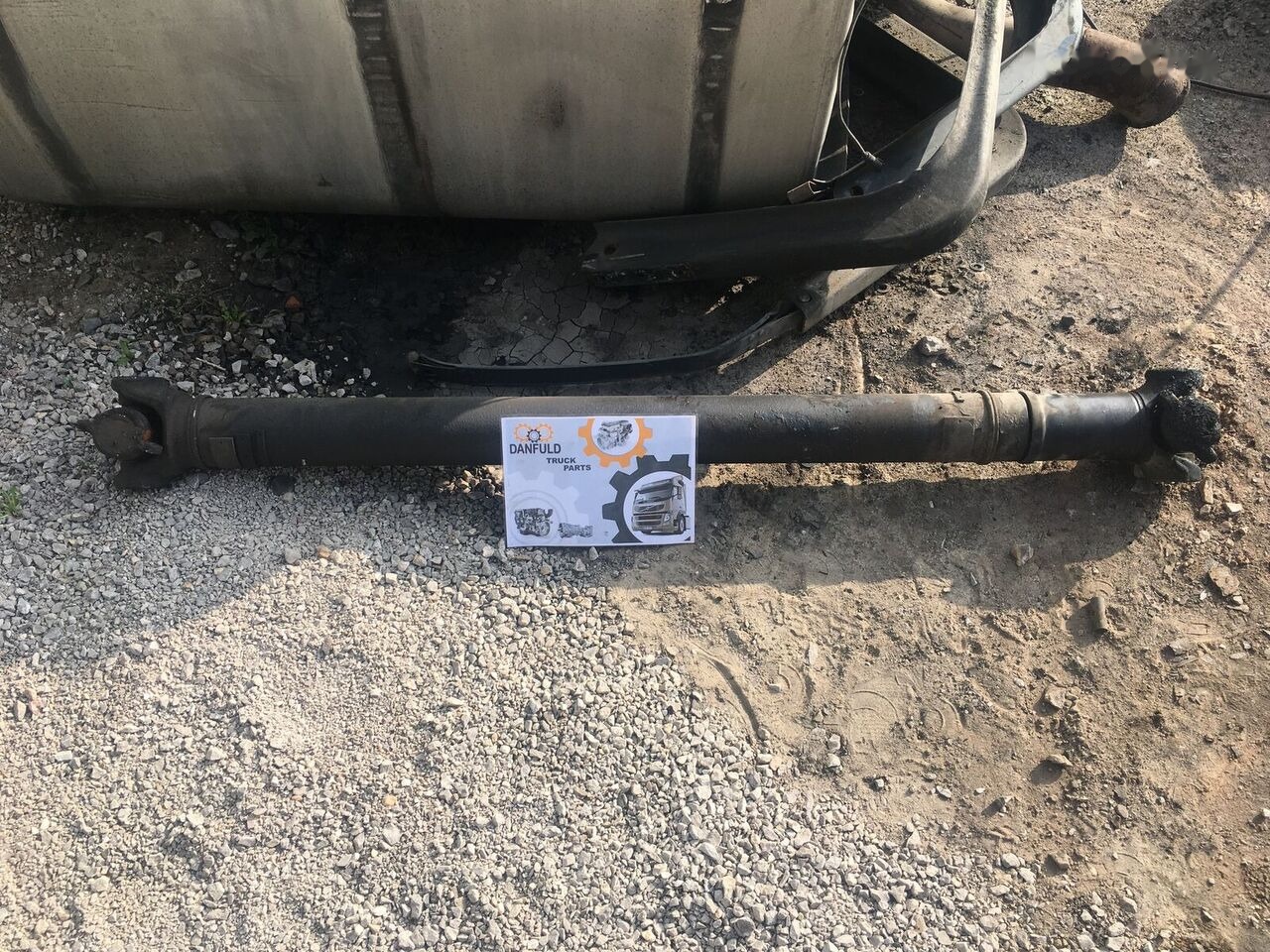 Scania 114L truck - Kardānvārpsta - Kravas automašīna: foto 1 Scania 114L truck - Kardānvārpsta - Kravas automašīna: foto 1