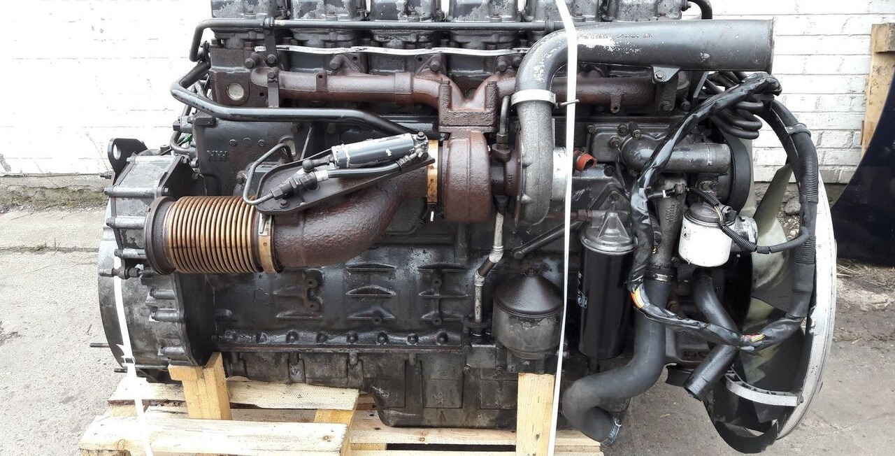 Scania 124 DSC1205 420 E2 Scania 4 - Dzinējs - Kravas automašīna: foto 1 Scania 124 DSC1205 420 E2 Scania 4 - Dzinējs - Kravas automašīna: foto 1