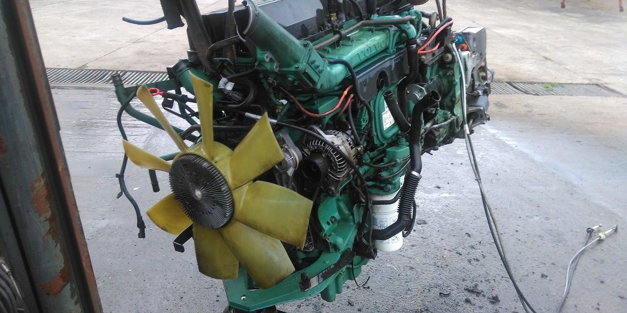 Volvo D9A 260 300 340 Volvo FM - Dzinējs - Kravas automašīna: foto 2 Volvo D9A 260 300 340 Volvo FM - Dzinējs - Kravas automašīna: foto 2