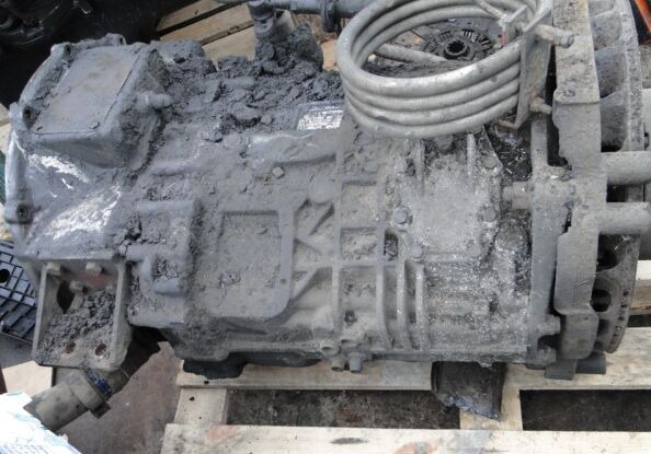 ZF S6-85 1310050063 - Pārnesumkārba - Kravas automašīna: foto 3 ZF S6-85 1310050063 - Pārnesumkārba - Kravas automašīna: foto 3