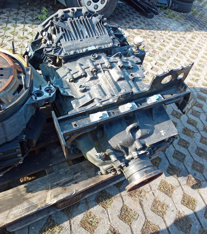 ZF TC-TRONIC 12 TC 2740 TO MAN truck - Pārnesumkārba - Kravas automašīna: foto 5 ZF TC-TRONIC 12 TC 2740 TO MAN truck - Pārnesumkārba - Kravas automašīna: foto 5