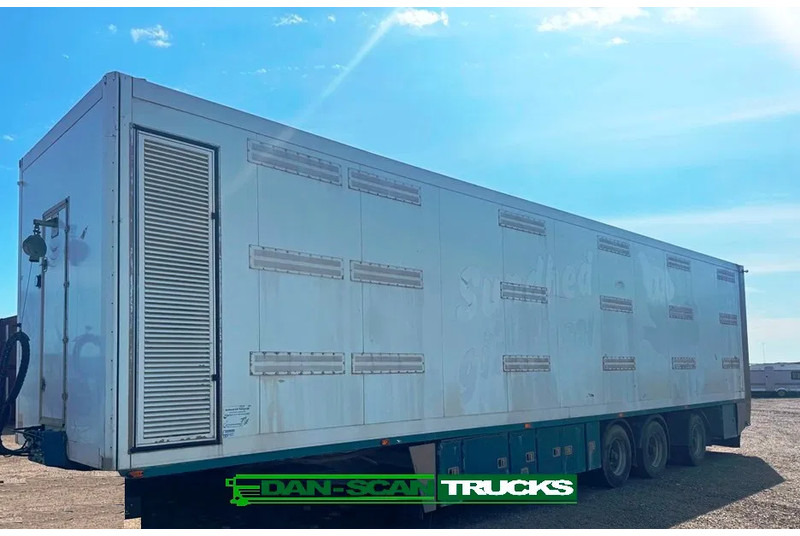 Fliegl Vandborg 3 stock pig trailer - Puspiekabe dzīvnieku pārvadāšanai: foto 1 Fliegl Vandborg 3 stock pig trailer - Puspiekabe dzīvnieku pārvadāšanai: foto 1