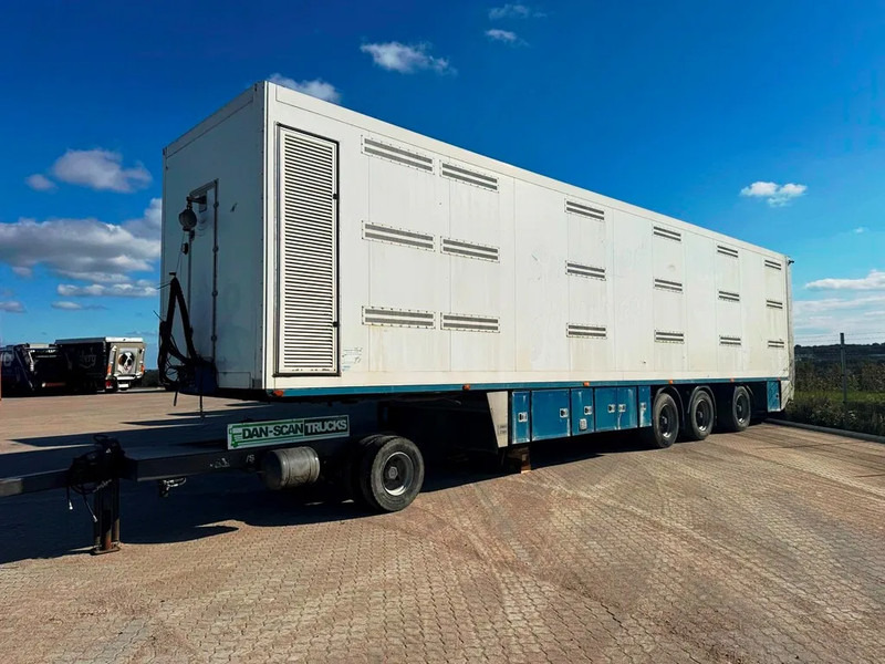 Fliegl Vandborg 3 stock pigs trailer inkl. new Dolly - Puspiekabe dzīvnieku pārvadāšanai: foto 4 Fliegl Vandborg 3 stock pigs trailer inkl. new Dolly - Puspiekabe dzīvnieku pārvadāšanai: foto 4