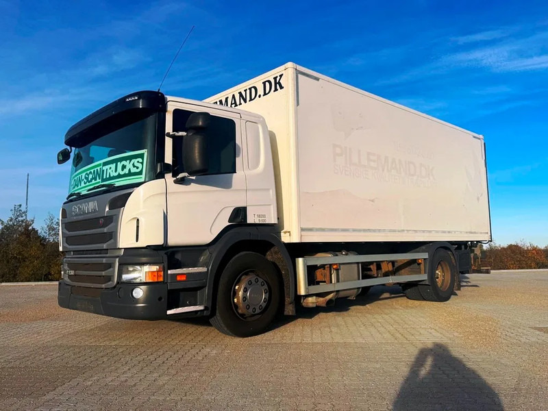 Scania P230 inkl. lift with remote control. - Kravas automašīna ar slēgto virsbūvi: foto 1 Scania P230 inkl. lift with remote control. - Kravas automašīna ar slēgto virsbūvi: foto 1