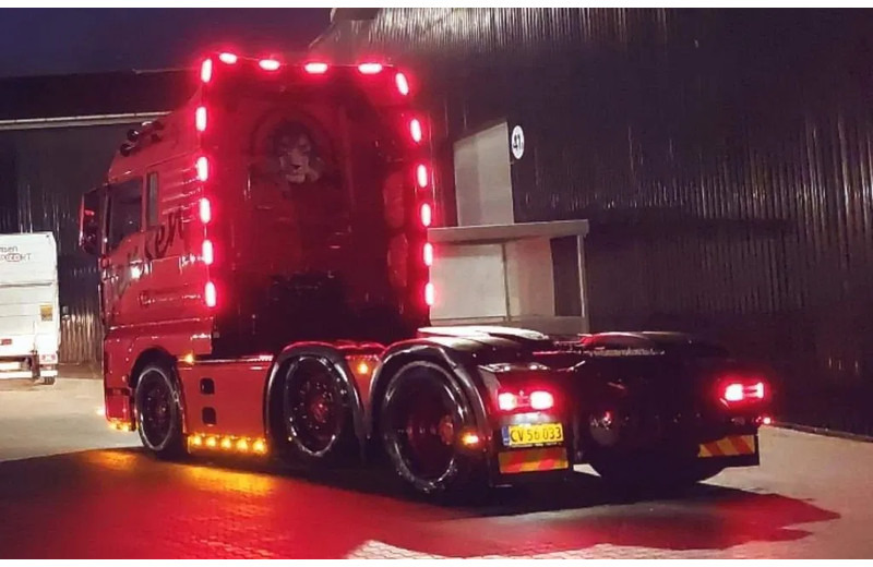 MAN TGX 26.510 2stk . Special interior. pusher 6x2/2. - Vilcējs: foto 4 MAN TGX 26.510 2stk . Special interior. pusher 6x2/2. - Vilcējs: foto 4