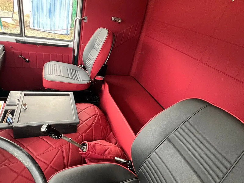 Vilcējs Scania LB141 V8 Scania Vabis total restauration: foto 15