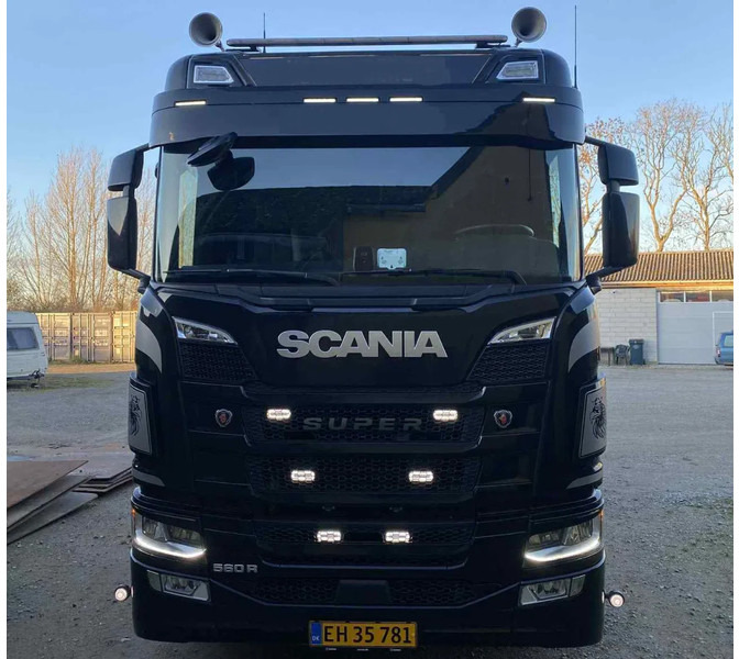 Scania R560 560R super 6x2*4 rearsteering. Hydr. system Air / Air suspension - Vilcējs: foto 5 Scania R560 560R super 6x2*4 rearsteering. Hydr. system Air / Air suspension - Vilcējs: foto 5