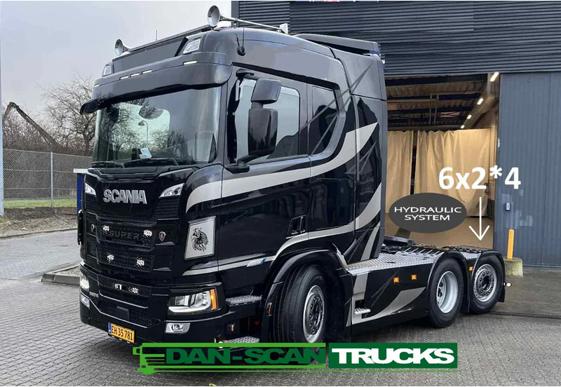 Scania R560 560R super 6x2*4 rearsteering. Hydr. system Air / Air suspension - Vilcējs: foto 1 Scania R560 560R super 6x2*4 rearsteering. Hydr. system Air / Air suspension - Vilcējs: foto 1