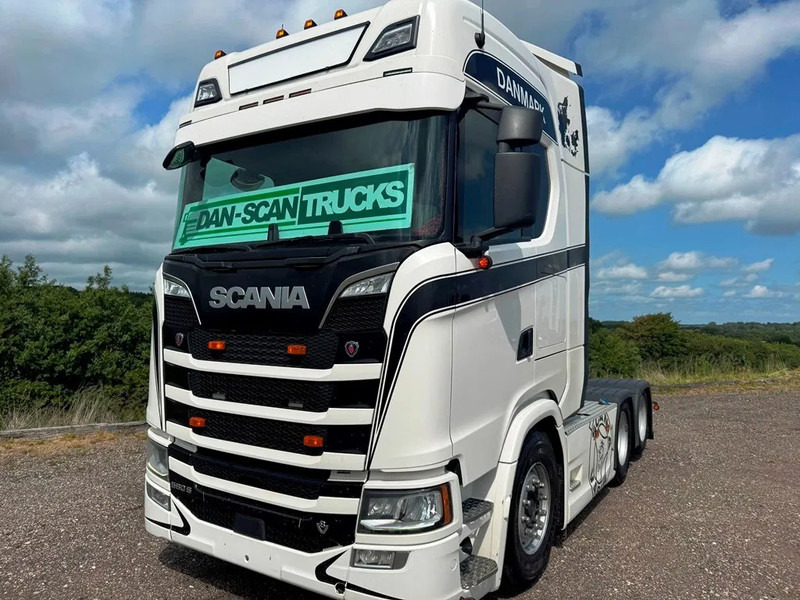 Scania S580 V8 NGS weelbase 2950mm. Air / Air suspension. Hydr. system. Air Cooler. Retarder - Vilcējs: foto 3 Scania S580 V8 NGS weelbase 2950mm. Air / Air suspension. Hydr. system. Air Cooler. Retarder - Vilcējs: foto 3