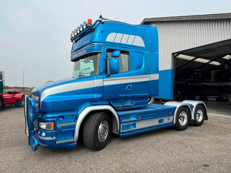 Scania T520 V8 Speciel interior. Air / Air suspension. Opticruise / Retarder .PTO on Engine and gearbox. New Hydr. system. - Vilcējs: foto 4 Scania T520 V8 Speciel interior. Air / Air suspension. Opticruise / Retarder .PTO on Engine and gearbox. New Hydr. system. - Vilcējs: foto 4