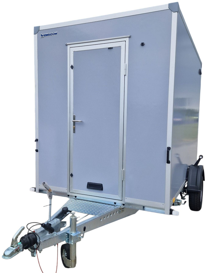 Handlowa Gastronomiczna FoodTruck Imbiss Bar przyczepa - Tirdzniecības piekabe: foto 3 Handlowa Gastronomiczna FoodTruck Imbiss Bar przyczepa - Tirdzniecības piekabe: foto 3