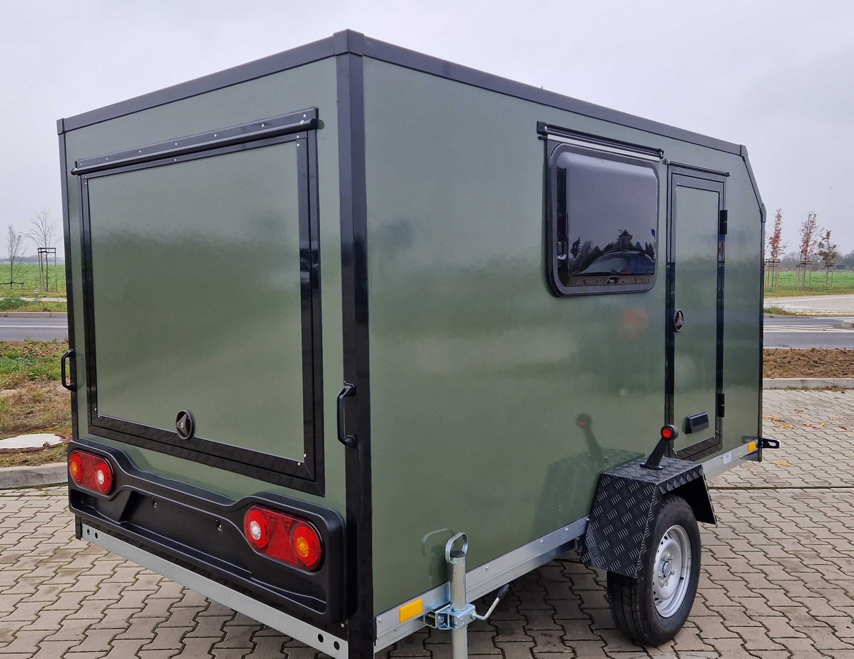 MiniCAMP do lasu na ryby minikempingowa przyczepa wyprawowa - Dzīvojamais treileris: foto 3 MiniCAMP do lasu na ryby minikempingowa przyczepa wyprawowa - Dzīvojamais treileris: foto 3