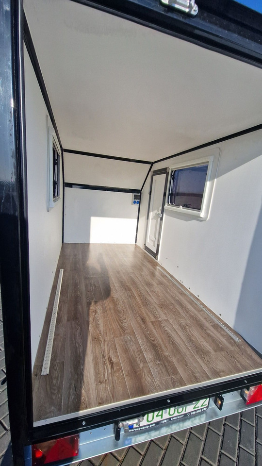 Minicamp Everest Lekki mały kemping camper DMC 600 do 1000kg NOWA - Dzīvojamais treileris: foto 2 Minicamp Everest Lekki mały kemping camper DMC 600 do 1000kg NOWA - Dzīvojamais treileris: foto 2