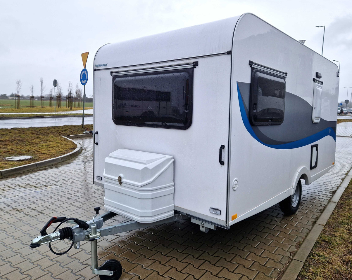 Nowy 2025 N-LAZUR Niewiadów dla 4os. - Dzīvojamais treileris: foto 2 Nowy 2025 N-LAZUR Niewiadów dla 4os. - Dzīvojamais treileris: foto 2