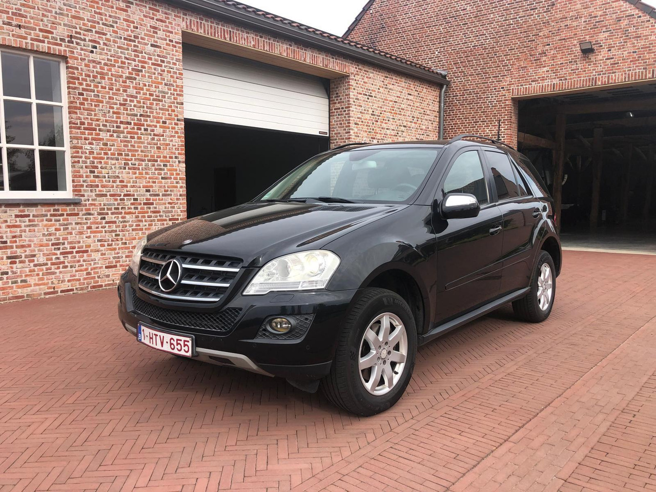 Mercedes ML 350 CDI - Vieglā automašīna: foto 1 Mercedes ML 350 CDI - Vieglā automašīna: foto 1