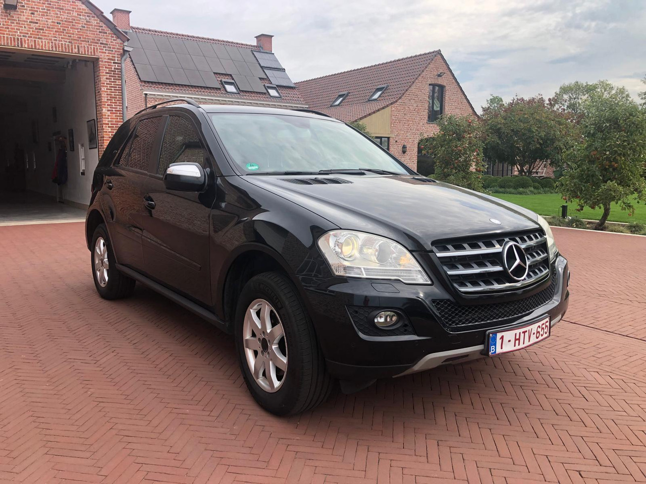 Mercedes ML 350 CDI - Vieglā automašīna: foto 2 Mercedes ML 350 CDI - Vieglā automašīna: foto 2