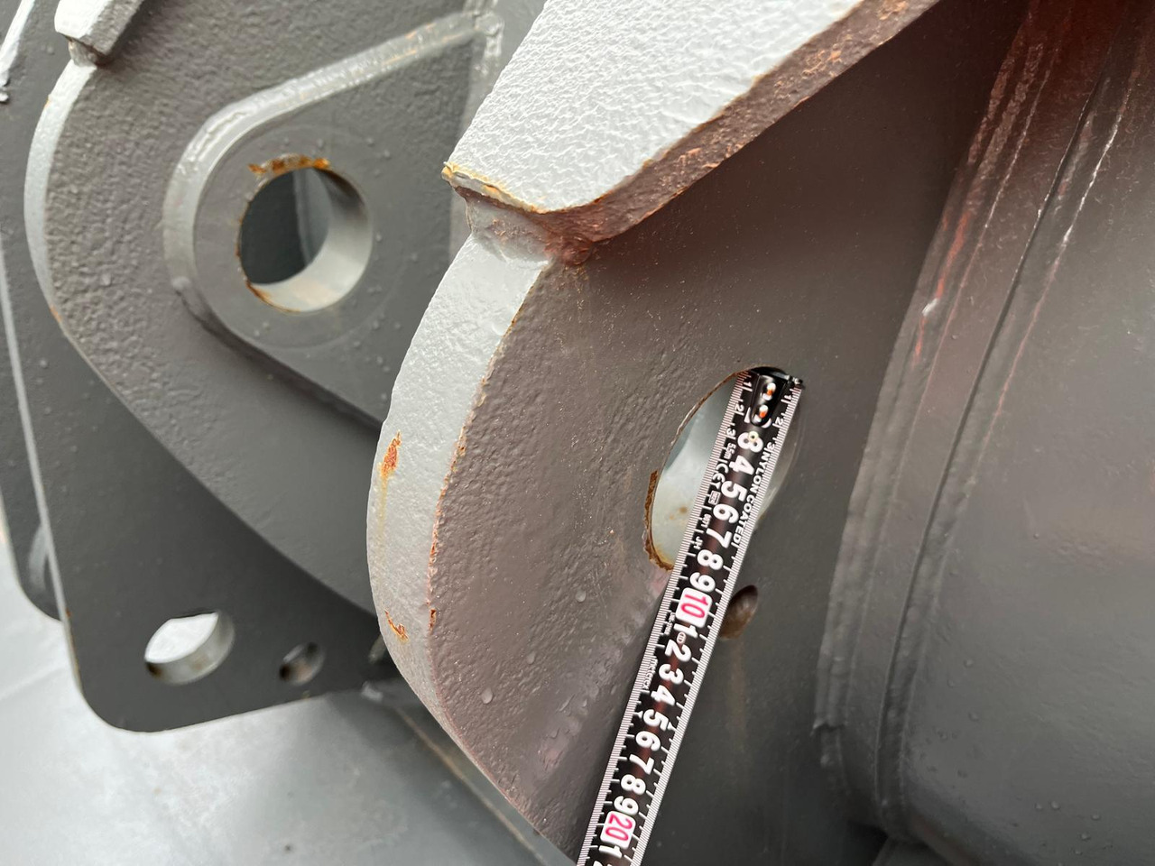 Iekrāvēja kauss Volvo L150: foto 7