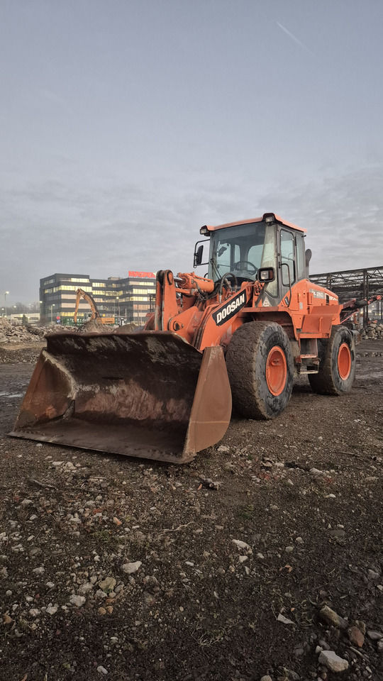 DOOSAN DL250-3 - Riteņu iekrāvējs: foto 3 DOOSAN DL250-3 - Riteņu iekrāvējs: foto 3
