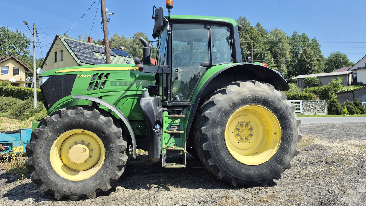 JOHN DEERE 6195M - Traktors: foto 3 JOHN DEERE 6195M - Traktors: foto 3